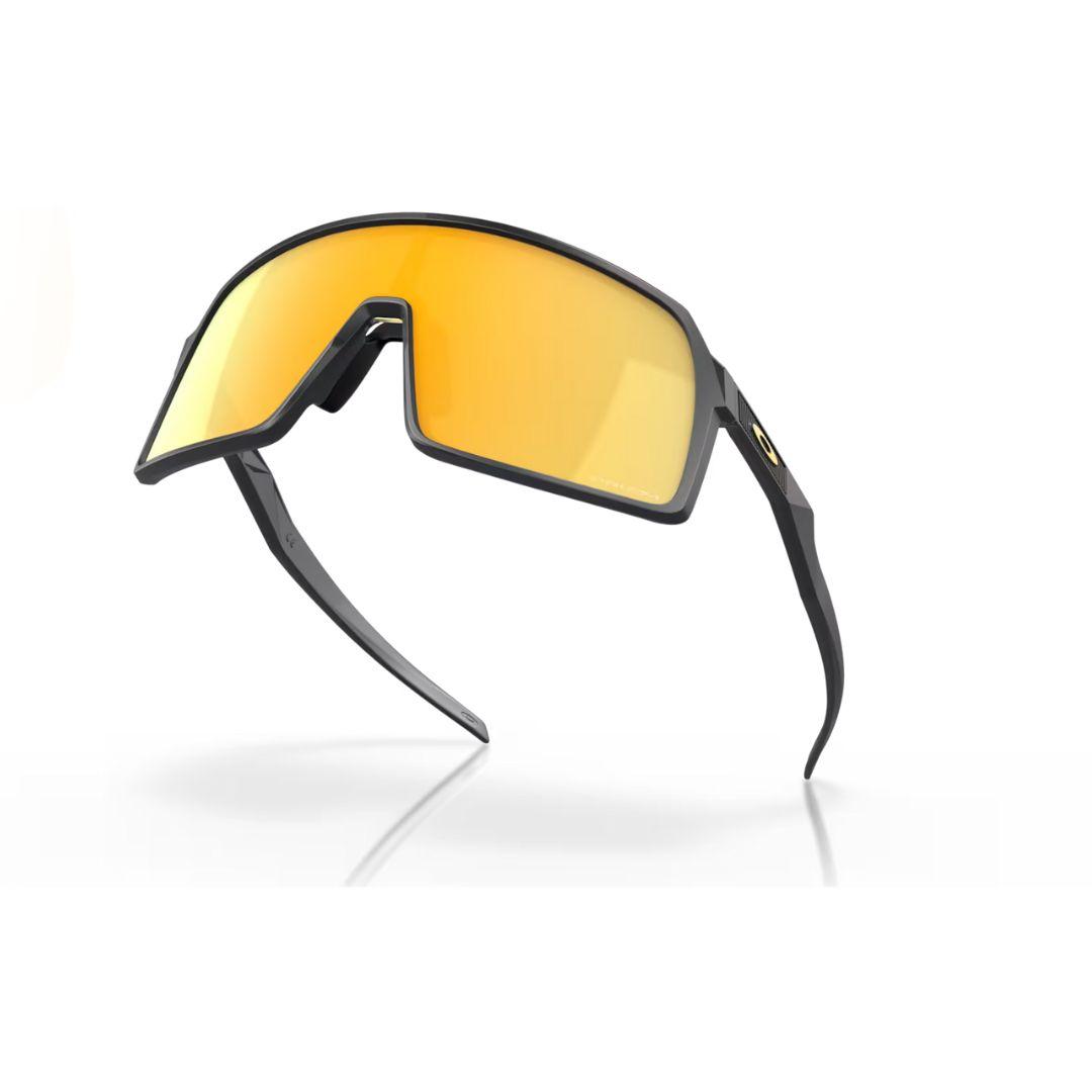 Oakley 24 Sutro
